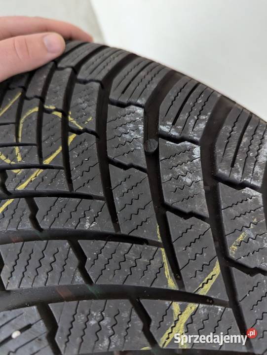 Opona Continental WinterContact TS 860 22550R17 225 Kielce sprzedam