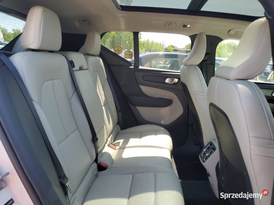 2020 VOLVO XC40 T5 INSCRIPTION Częstochowa