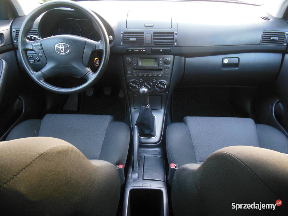 Toyota Avensis Oryginalny lakier Bagażnik na 4 dolnośląskie Lubin