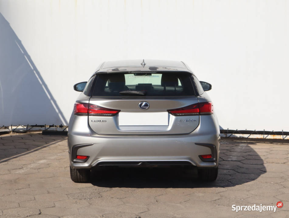 Lexus CT 200h