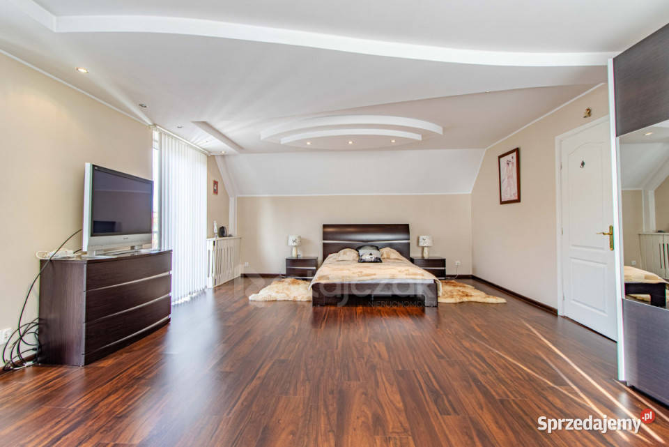 sprzedaży domu wolnostojącego 21503m2 Gdynia