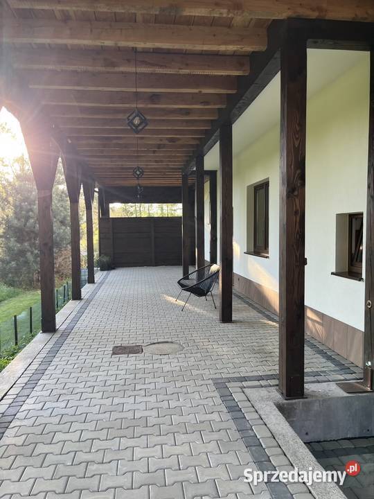 Sprzedam Budynek HandlowoUsługowy Ilość pomieszczeń 5 Sprzedaż sprzedam