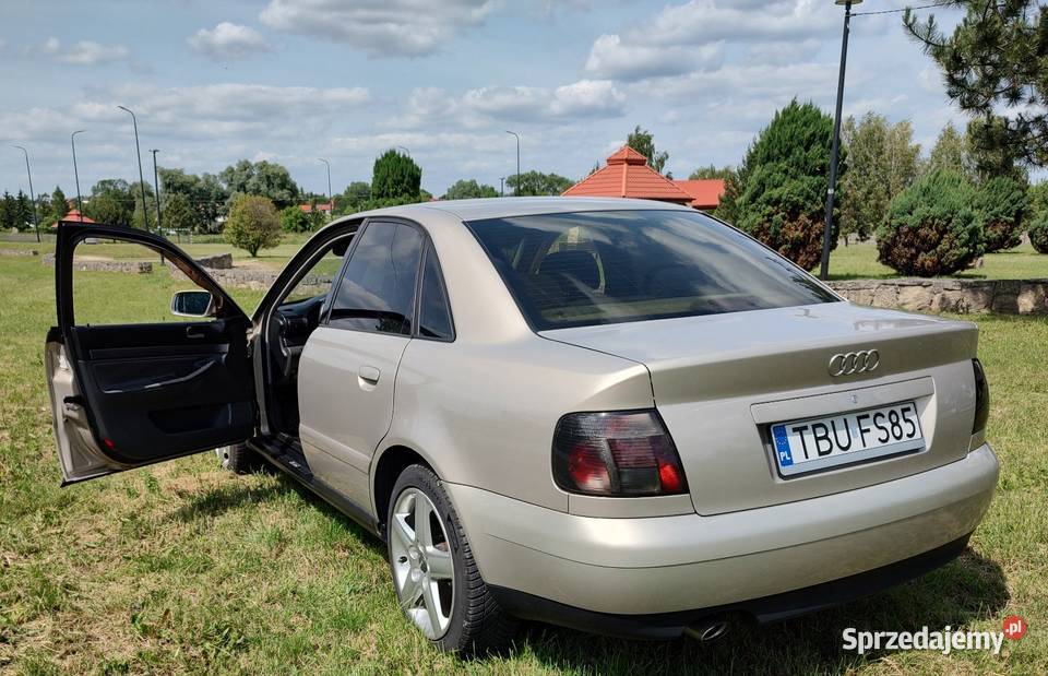 Audi A4 B5 16 BG 1999 lifcie zadbane i Busko-Zdrój