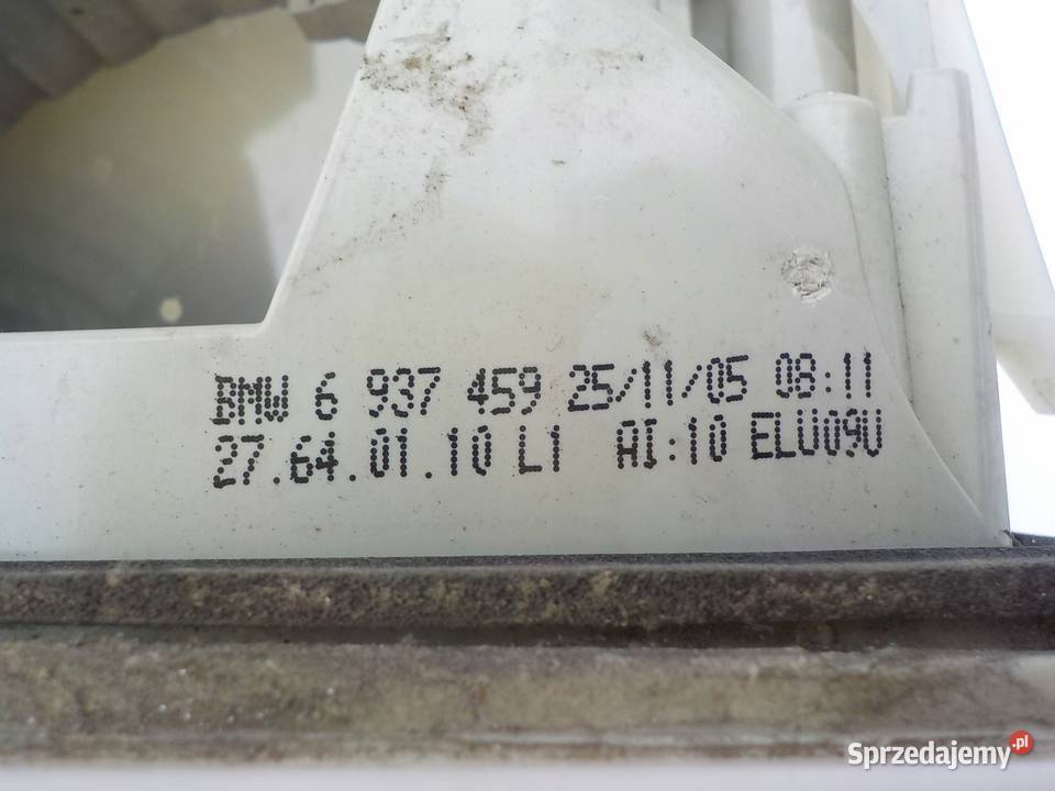 LAMPA TYLNA W KLAPĘ PRAWA LEWA TYŁ BMW 3 E90 Nowy Tomyśl