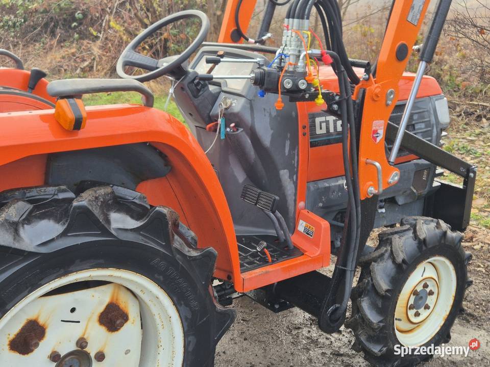 Traktorek KUBOTA GT21D 21 44 Wspomaganie sprzedam