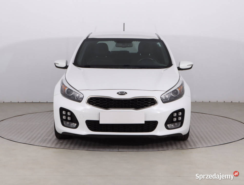 Kia Ceed 10 TGDI 135977km Piaseczno