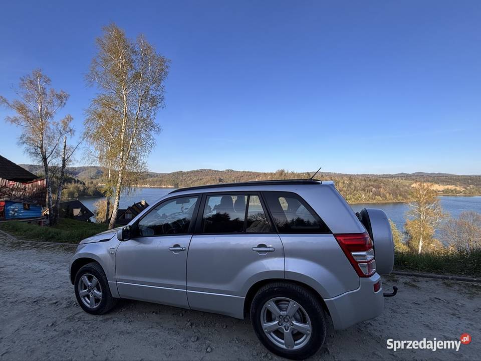 Suzuki Grand Vitara 2 4x4 zdrowe podwozie Rok produkcji 2006 Grand Vitara sprzedam