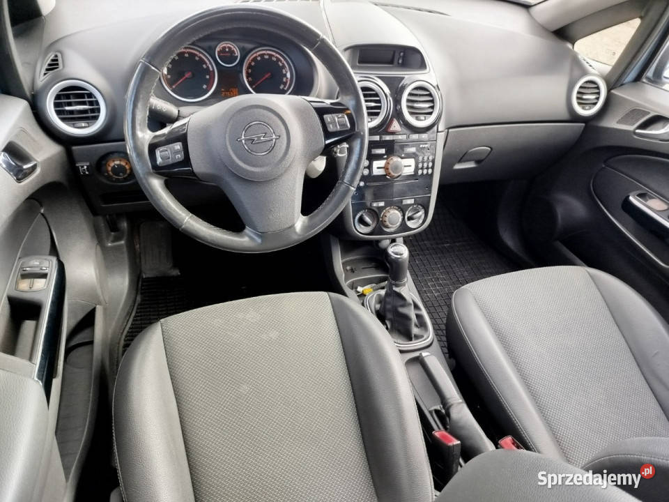 Opel Corsa zarejestrowana 5 drzwi aito z lpq D lakier metallic kujawsko-pomorskie sprzedam