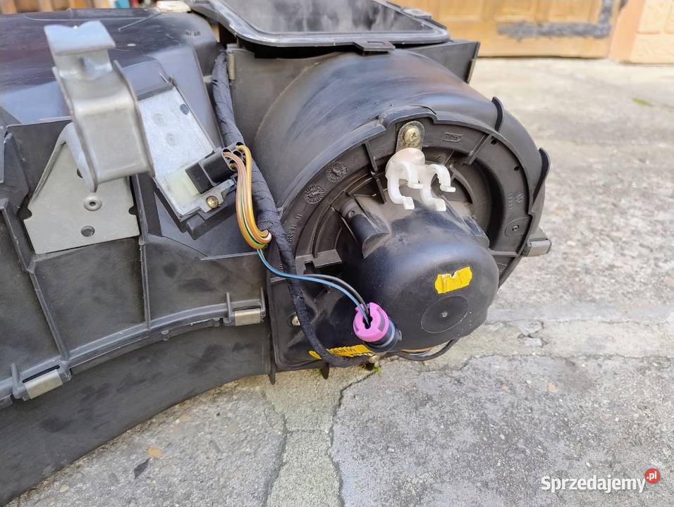 Audi 80 B4 Kombajn klimatyzacji manualnej osobowe Klimatyzacja podkarpackie Dębica