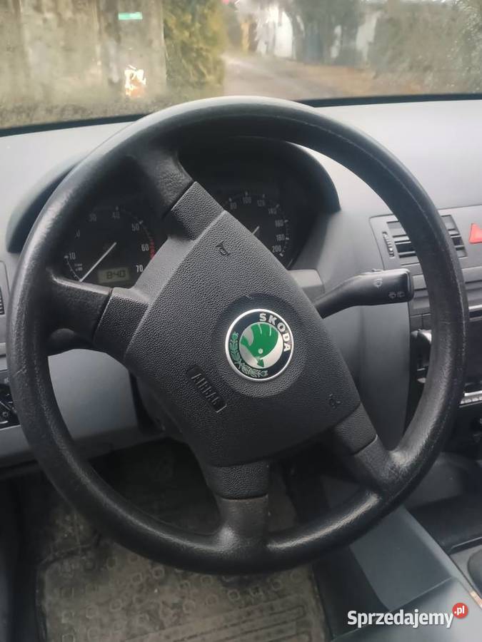 Skoda Fabia 14 2002 niski przebieg Rok produkcji 2002 łódzkie Tomaszów Mazowiecki sprzedam