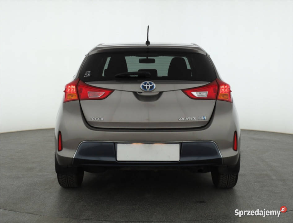 Toyota Auris Hybrid Piaseczno