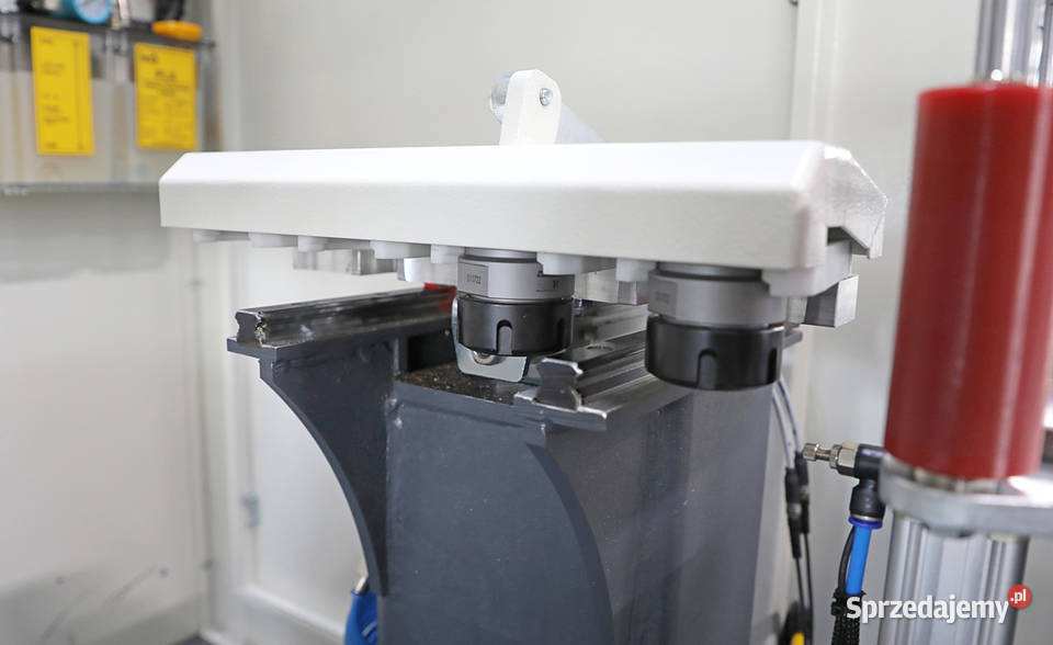 Centrum obróbcze CNC do drzwi OZCELIK GARNET Obodowo