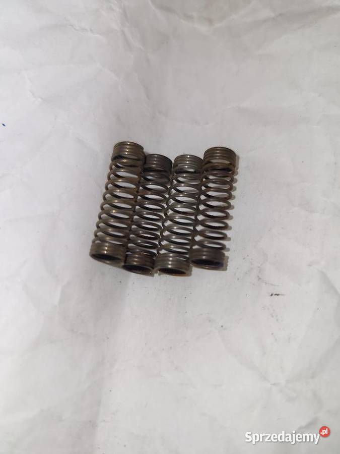 Trabant 601 Nowe sprężynki stawideł wału komplet Piaseczno