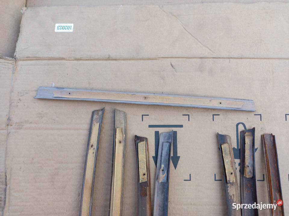 Mercedes W 108 listwy drzwi drewniane wielkopolskie Bukownica