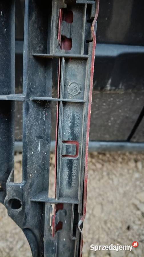 Grill Atrapa 4 lampy Volkswagen Golf 2 i Jetta Części samochodowe Kraków sprzedam