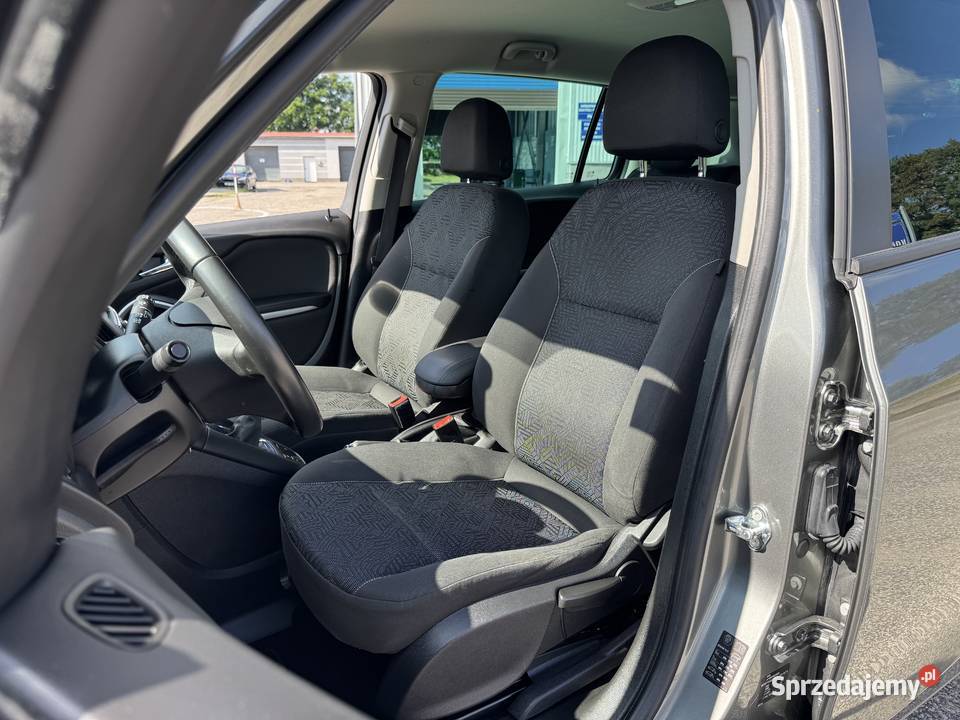 Opel Zafira 14 BENZYNA Klimatronik Nawigacja tempomat