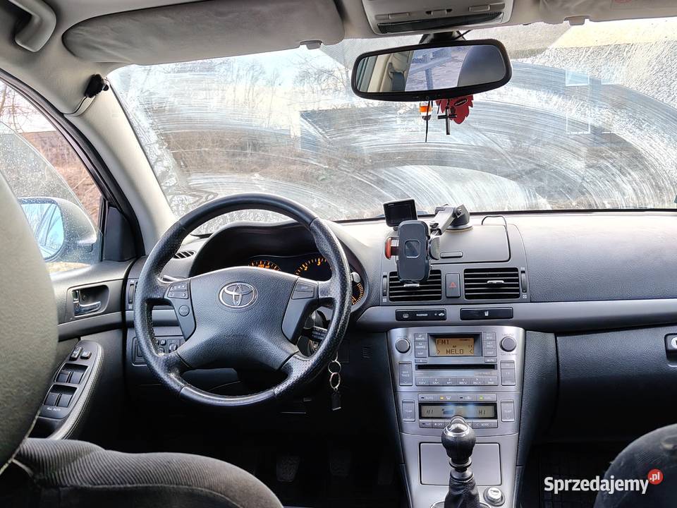 Toyota Avensis 20d4d 2007r Konin