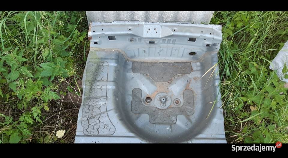 Hyundai ix20 pas tylni tylny wanna Rok produkcji 2012 Karoseria