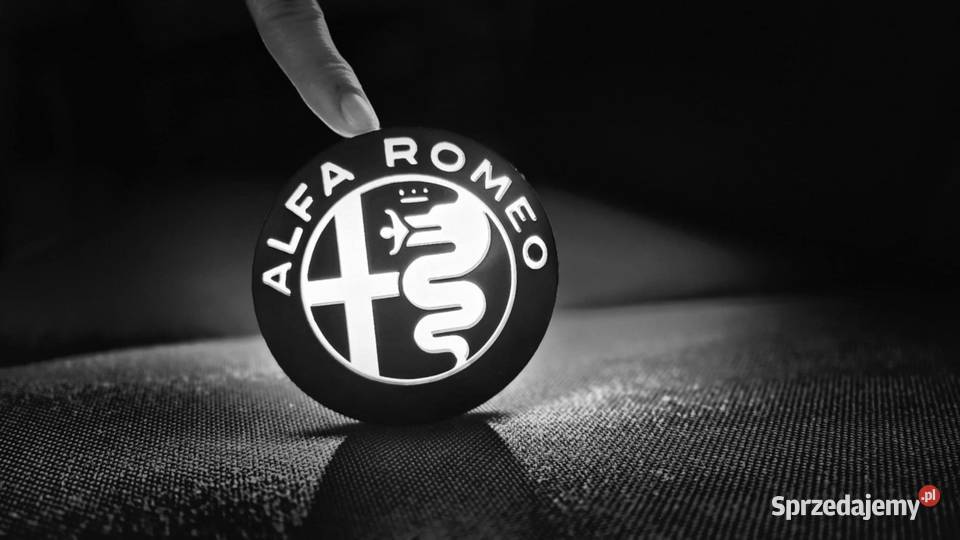 Emblemat 3D logo Alfa Romeo do lamp 159 Brera H7
