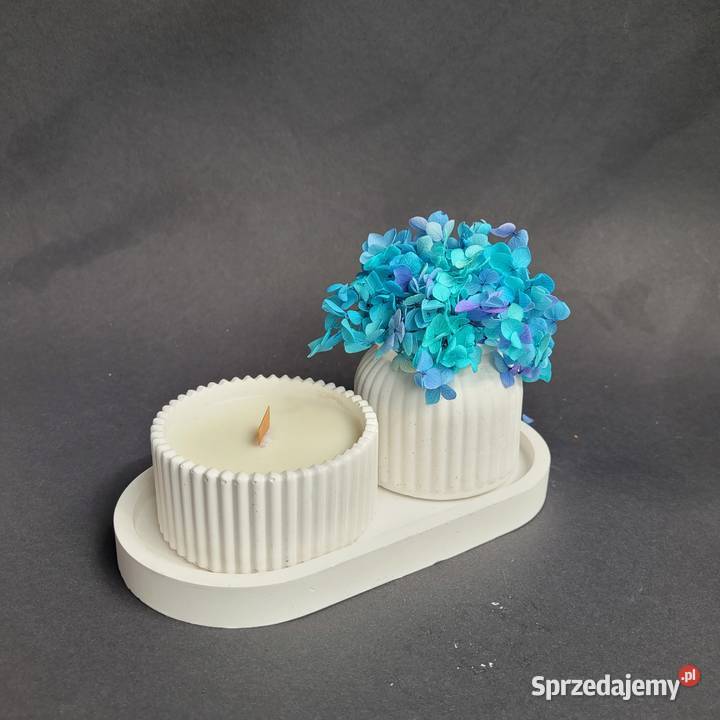 Zestawy dekoracyjne z kwiatami świeca zapachowa Kompozycje kwiatowe Poznań