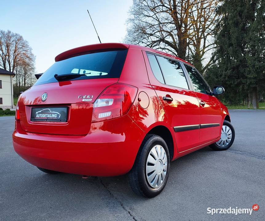 Ładna nie zgnita Skoda Fabia 12 benzyna 2009 186 manualna Fabia Domaradz