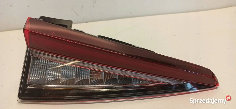 SKODA ENYAQ LAMPA LEWY TYŁ ANGLIK RHD 5LE945307A