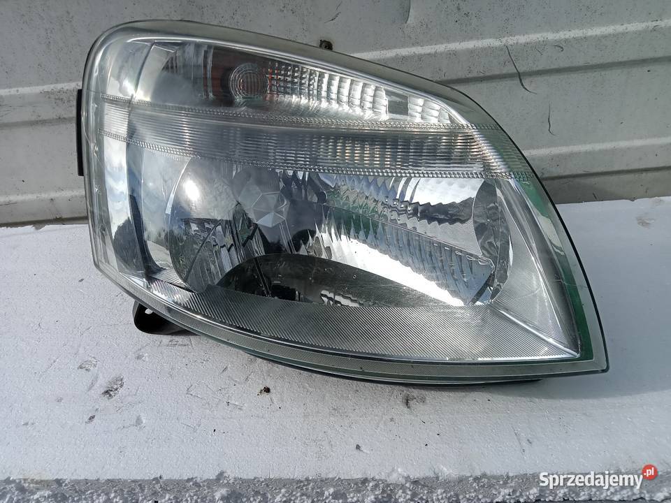 Lampa Citroen Berlingo Peugeot prawa Grudziądz
