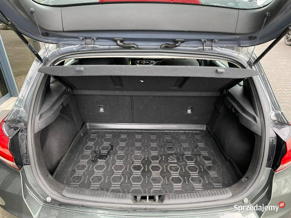 Hyundai i30 LED klimatyzacja manual benzynka