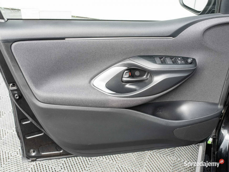 Toyota Yaris WD6740R15 Comfort CVT LED Podgrzf Pępowo sprzedam