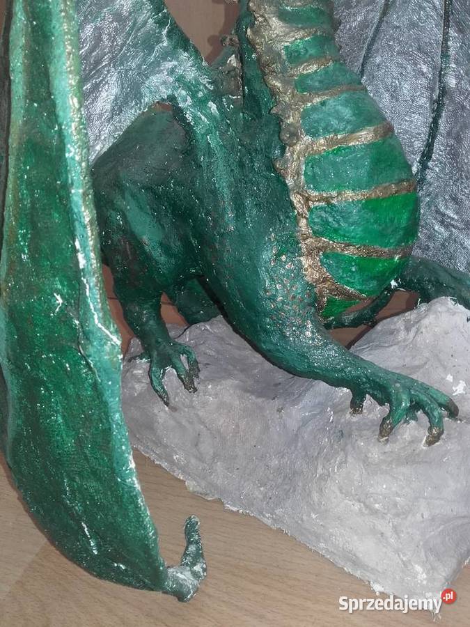 Smoczyca z gipsu Warszawa