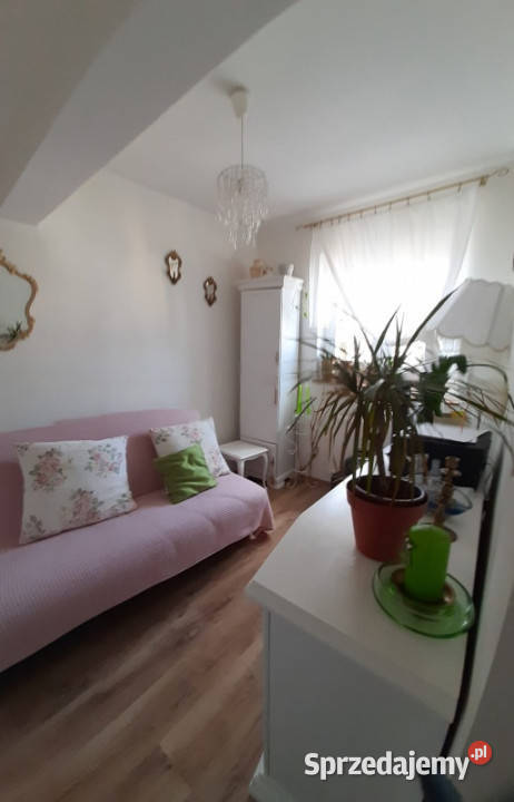 Sprzedam klimatyczne mieszkanie