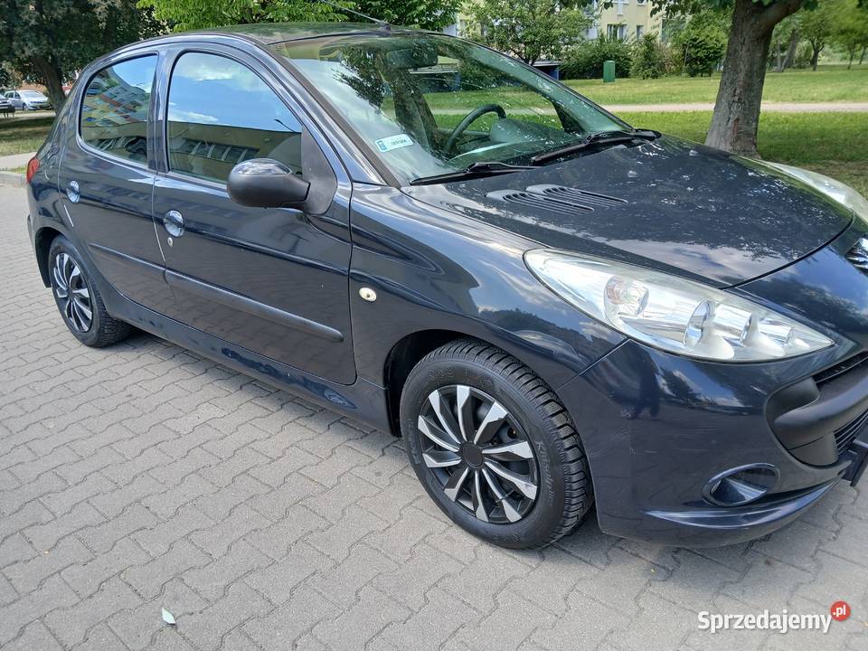 Peugeot 206plus 2011 14hdi 135
