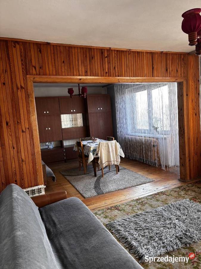 Duży dom z garażem Białynin