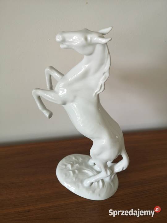 Porcelanowa figurka koń Royal Dux vintage Toruń