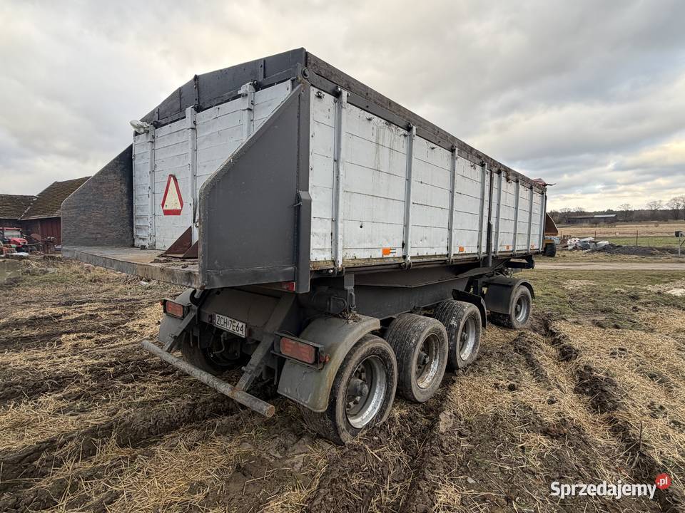 Sprzedam naczepę rolniczą wywrotkę Moessbauer nieuszkodzony Maszyny rolnicze Człopa