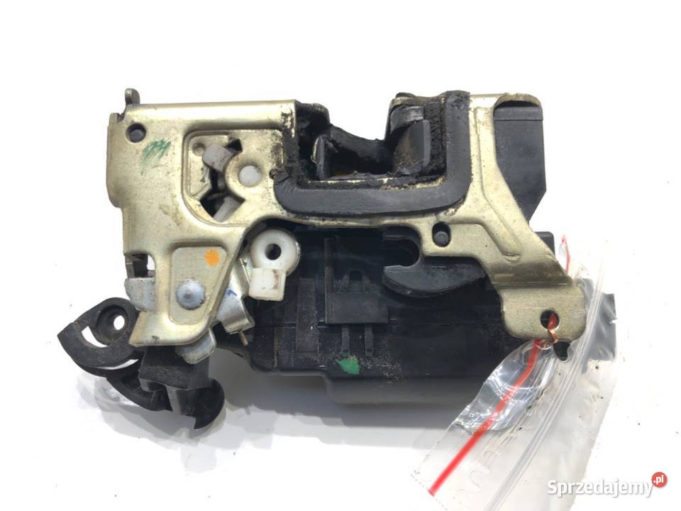 ZAMEK DRZWI PRAWY TYŁ DACIA LODGY Minivan podkarpackie