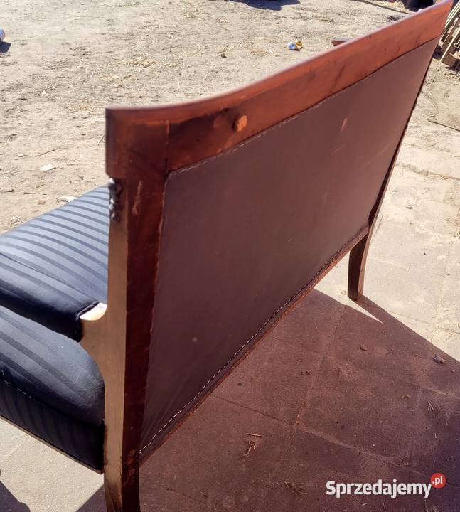 Stara sofa 1 Mała Karczma