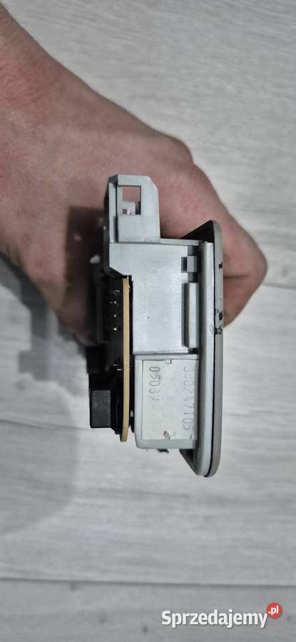 Lampka podsufitki Ambiente Golf 4 Bora Passat B5 osobowe pomorskie Słupsk