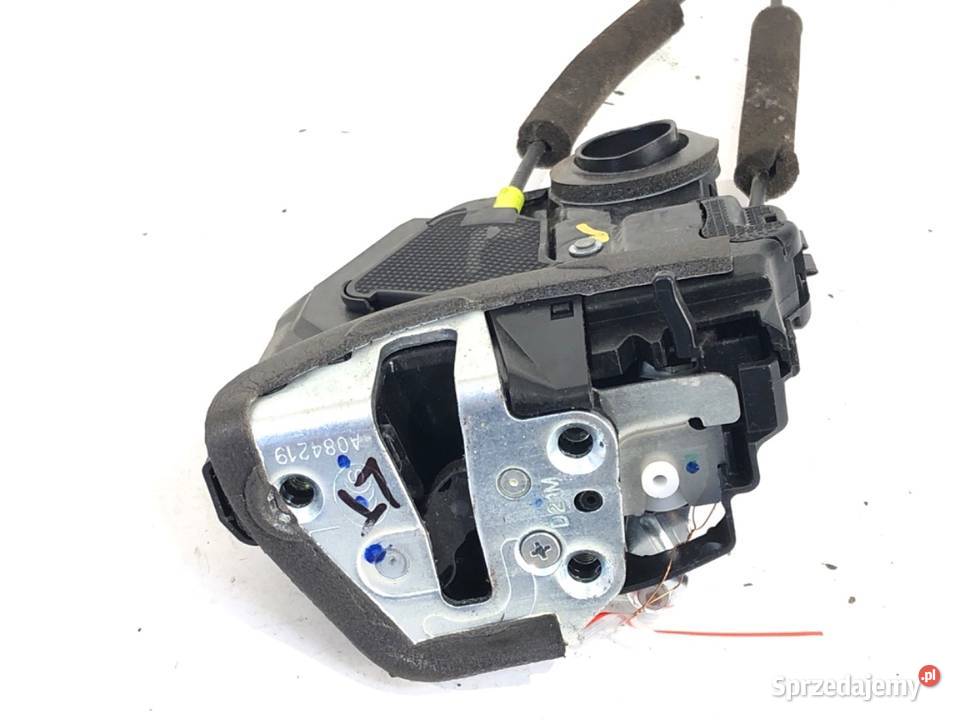 ZAMEK DRZWI LEWY TYŁ TOYOTA COROLLA E21 Kombi podkarpackie