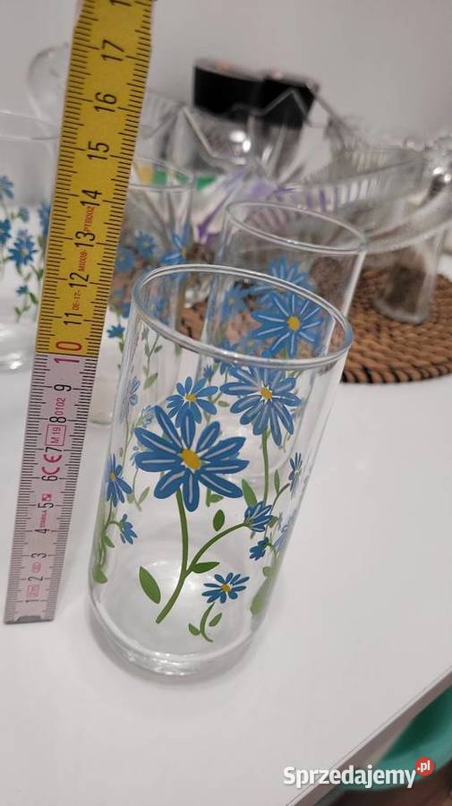 Dzbanek I szklanki Ciechanowiec