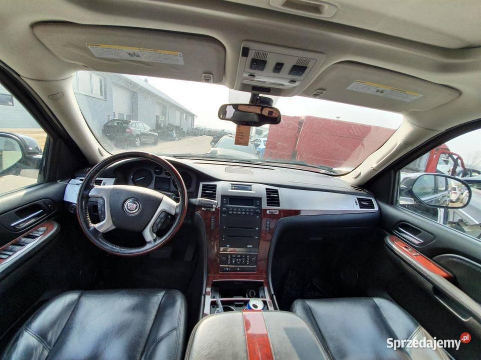 DESKA KOKPIT CADILLAC ESCALADE GMC YUKON Lipno