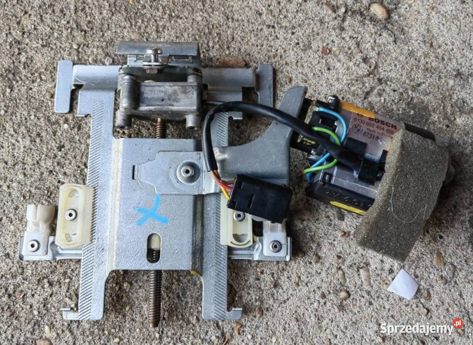 Mechanizm silniczek regulacji zagłówka fotela śląskie Żory