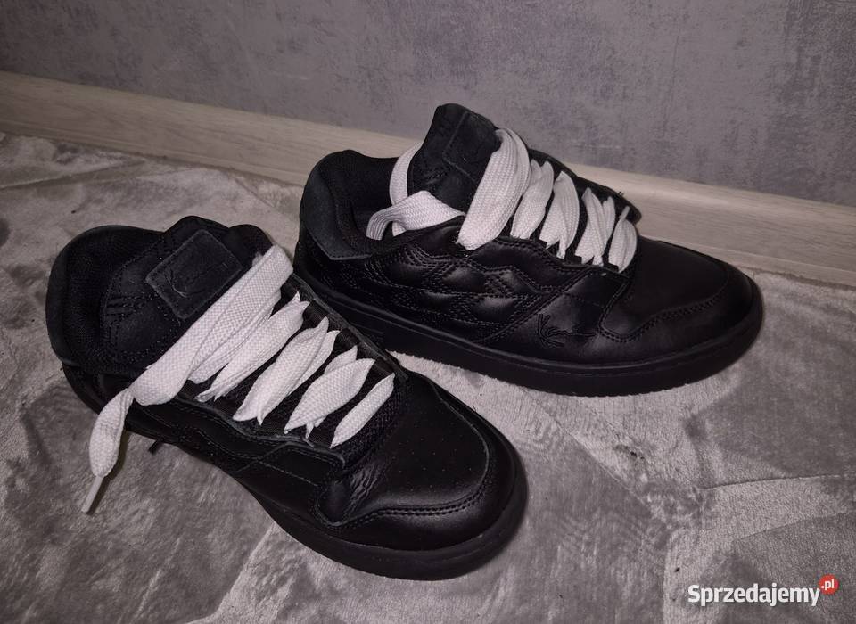 BButy chłopiec Karl Kani 40 Sznurowadła Łódź sprzedam