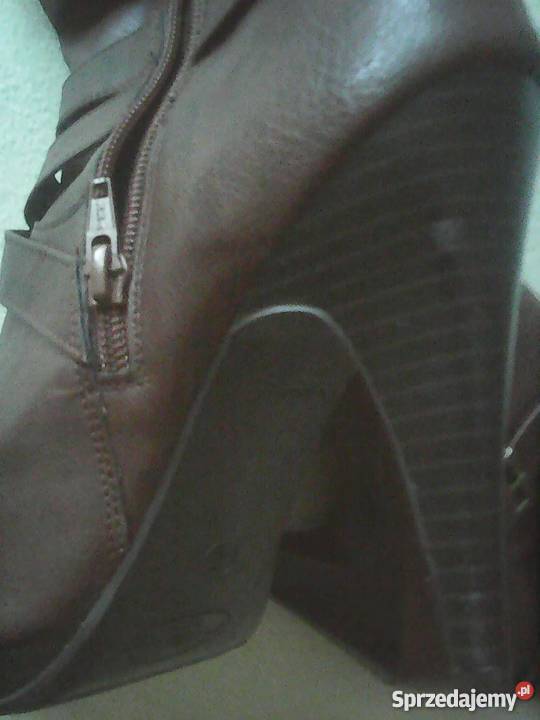 Kozaki buty ciemny brąz na obcasie 39 look brązowy/beżowy Bydgoszcz sprzedam