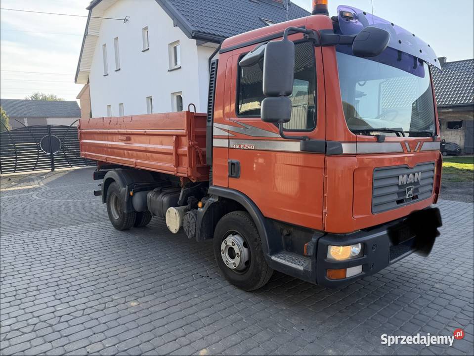 MAN TGL 8240 pomarańczowy świętokrzyskie Ambrożów