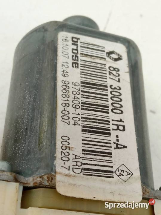 MECHANIZM SZYBY PRAWY TYŁ KOMBI 827000001R