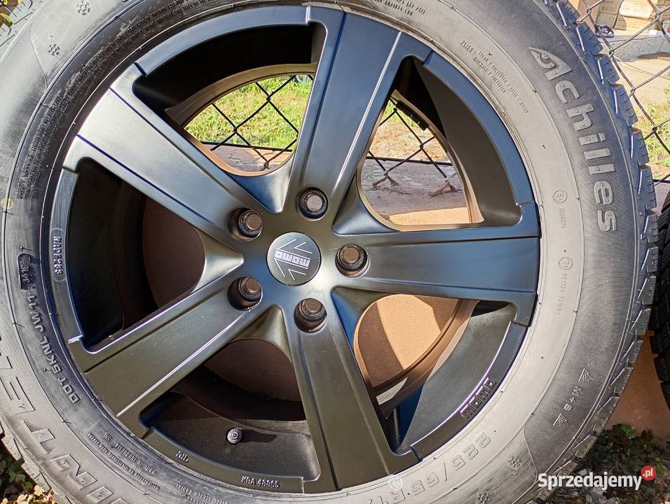 Komplet opon zimowych 4 R17 22565 Samochodowe Dziuchów