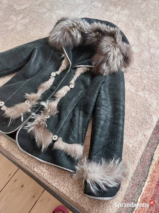 Kożuszek krótki czarny Psary