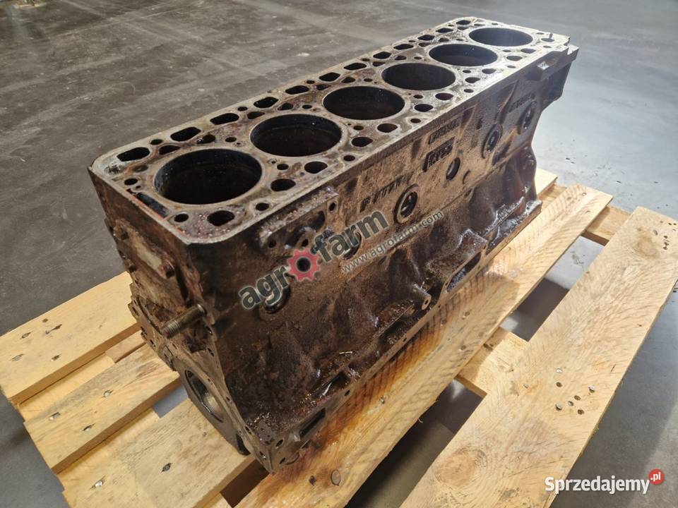 Blok silnika Fiat 10090DT 10090 Byków
