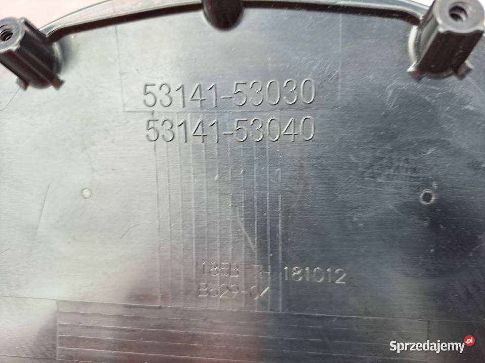 Emblemat logo grilla przód Lexus NX UX IS ES GS Mielęcin